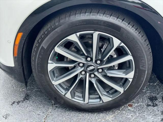 2025 Cadillac iQ Sport 2 RWD