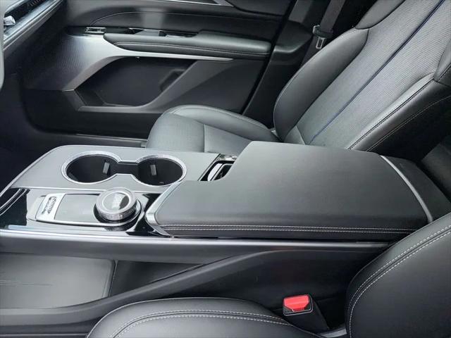 2025 Cadillac iQ Sport 2 RWD