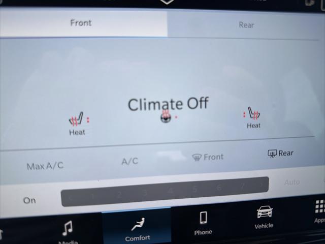 2026 Chrysler Pacifica Select AWD