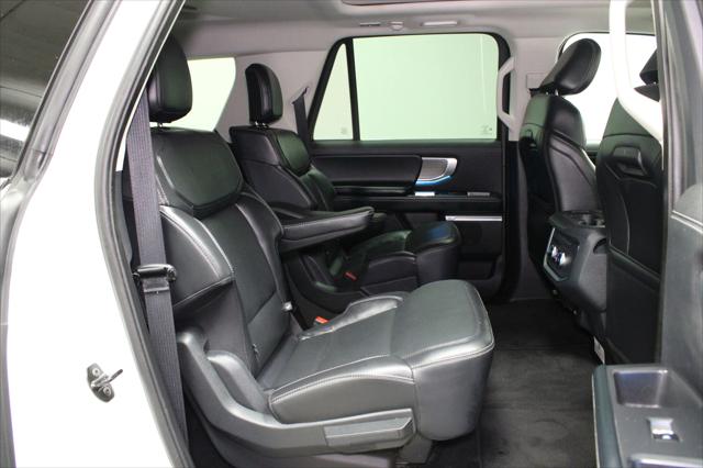 2025 Ford Expedition Platinum MAX