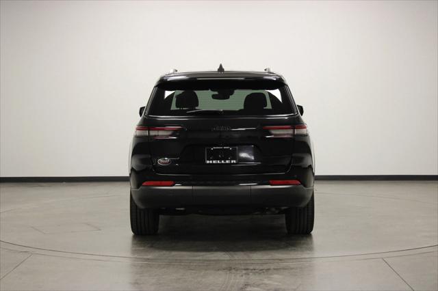 2023 Jeep Grand Cherokee L Altitude 4x2