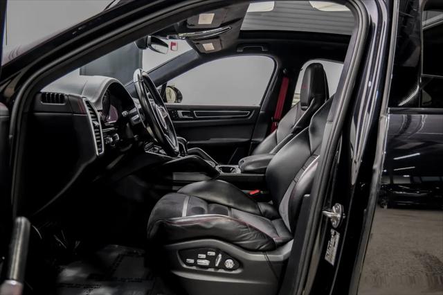 2021 Porsche Cayenne GTS