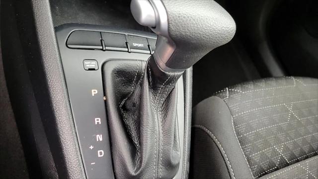 2022 Kia Rio LX