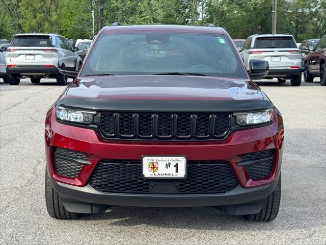 2023 Jeep Grand Cherokee Altitude 4x4 2023 Jeep Grand Cherokee Altitude 4x4