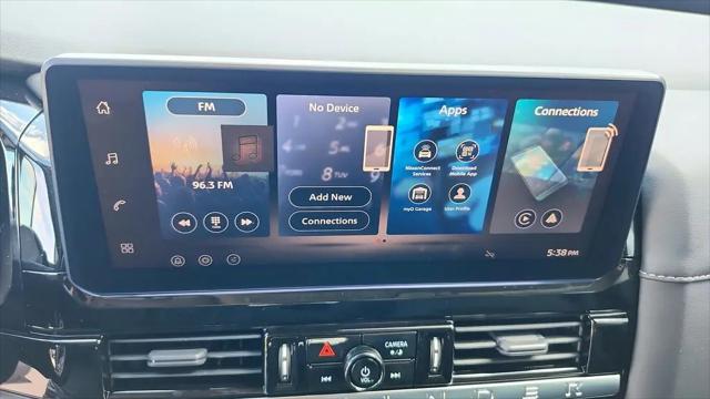 2026 Nissan Pathfinder SL