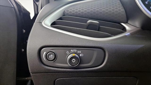 2021 Chevrolet Malibu FWD 1FL