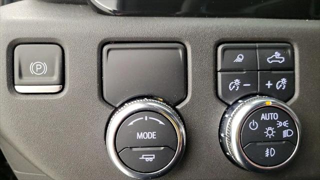 2023 GMC Sierra 1500 2WD Crew Cab Short Box SLT