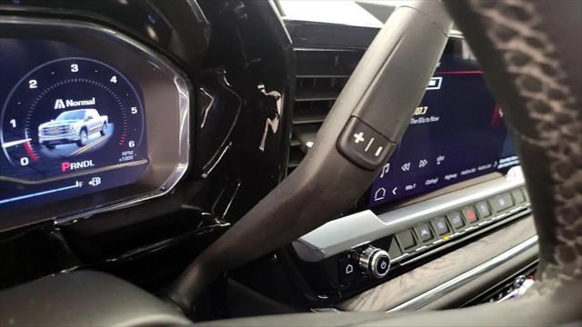 2023 GMC Sierra 1500 2WD Crew Cab Short Box SLT