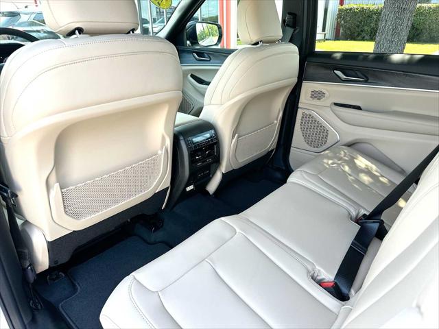 2026 Jeep Grand Cherokee L Limited 4x2
