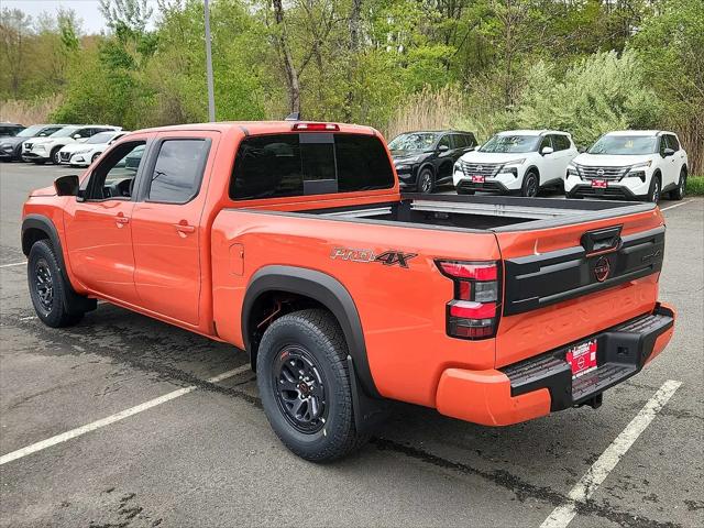 2026 Nissan Frontier Crew Cab Long Bed PRO-4X 4x4
