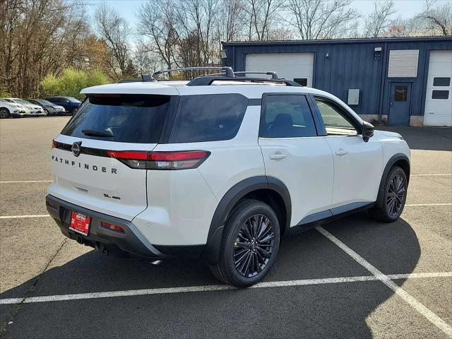 2026 Nissan Pathfinder SL