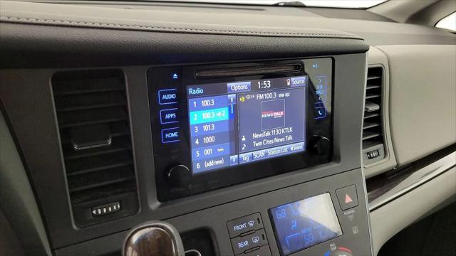 2017 Toyota Sienna XLE 8 Passenger