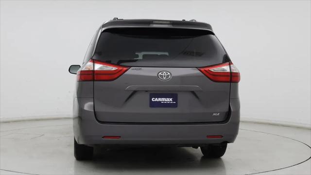 2017 Toyota Sienna XLE 8 Passenger