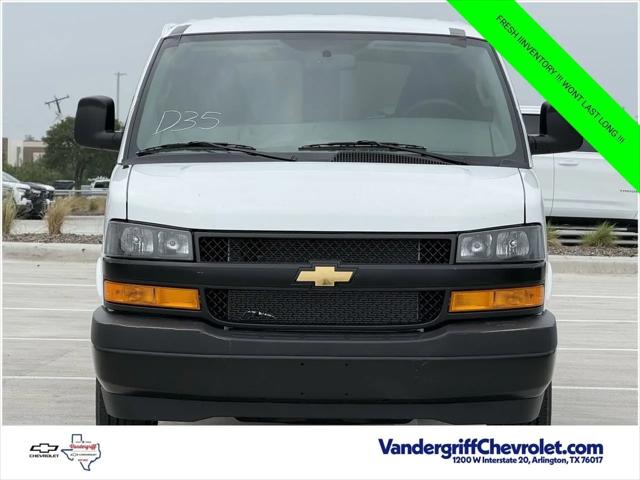 2026 Chevrolet Express Cargo Van 2500 Regular Wheelbase, WT, RWD
