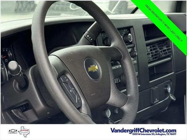 2026 Chevrolet Express Cargo Van 2500 Regular Wheelbase, WT, RWD