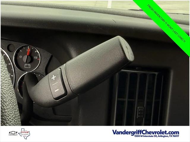 2026 Chevrolet Express Cargo Van 2500 Regular Wheelbase, WT, RWD