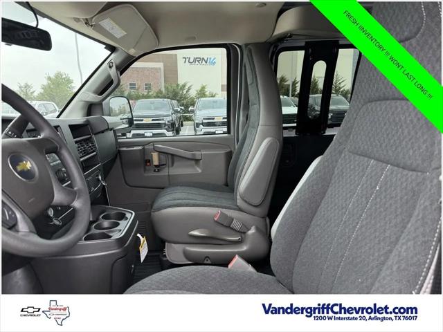 2026 Chevrolet Express Cargo Van 2500 Regular Wheelbase, WT, RWD
