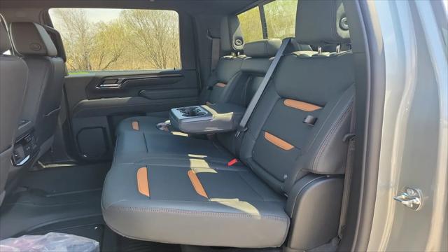 2026 GMC Sierra 2500HD Crew Cab, Standard Bed, AT4, 4WD