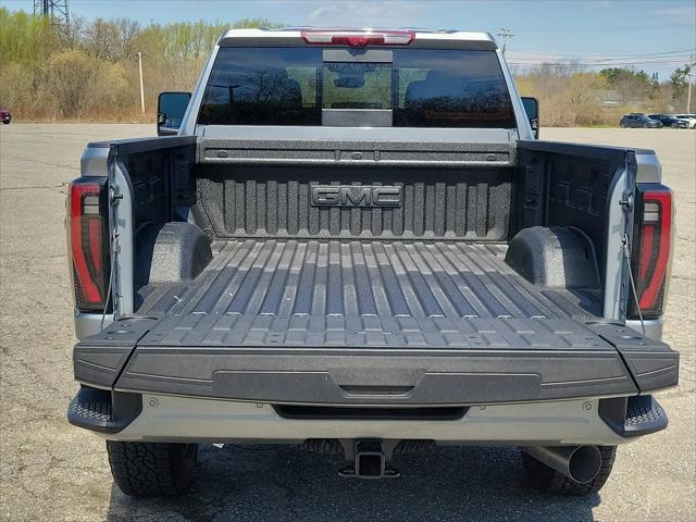 2026 GMC Sierra 2500HD Crew Cab, Standard Bed, AT4, 4WD