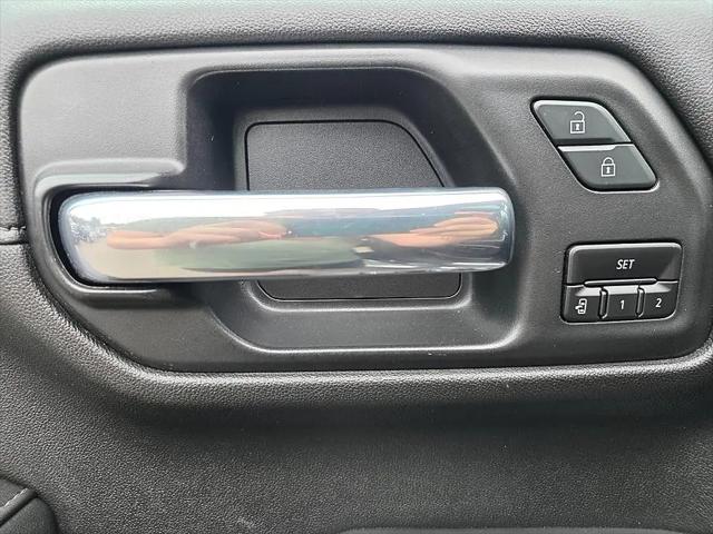 2020 Chevrolet Silverado 1500 4WD Crew Cab Short Bed High Country