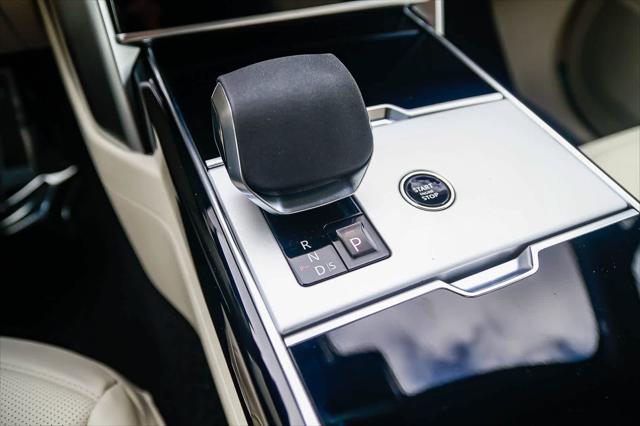 2026 Land Rover Range Rover P400 SE