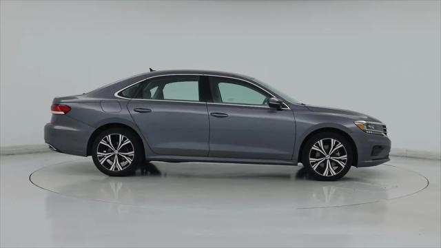 2022 Volkswagen Passat 2.0T SE