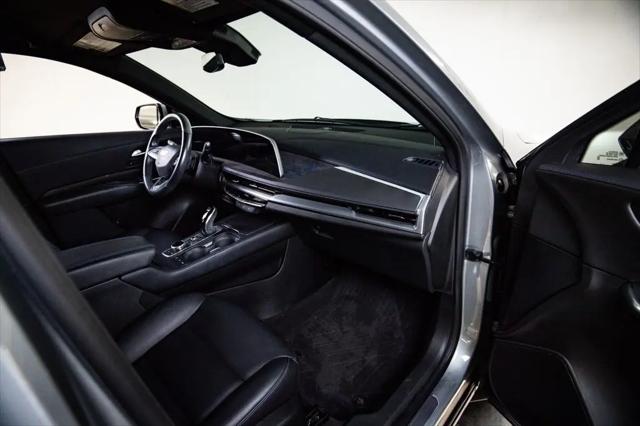 2024 Cadillac XT4 FWD Sport