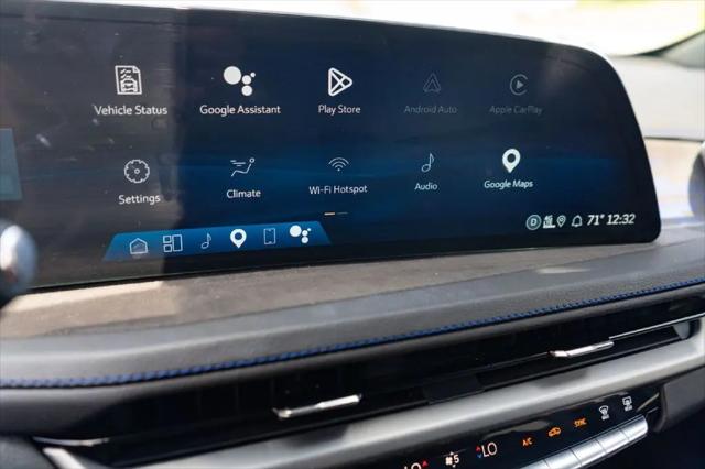 2024 Cadillac XT4 FWD Sport