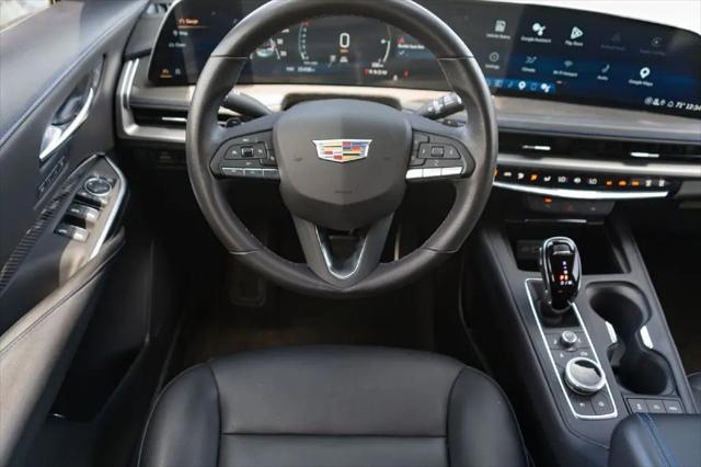 2024 Cadillac XT4 FWD Sport