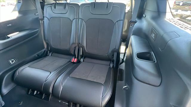 2026 Jeep Grand Cherokee L Altitude 4x4