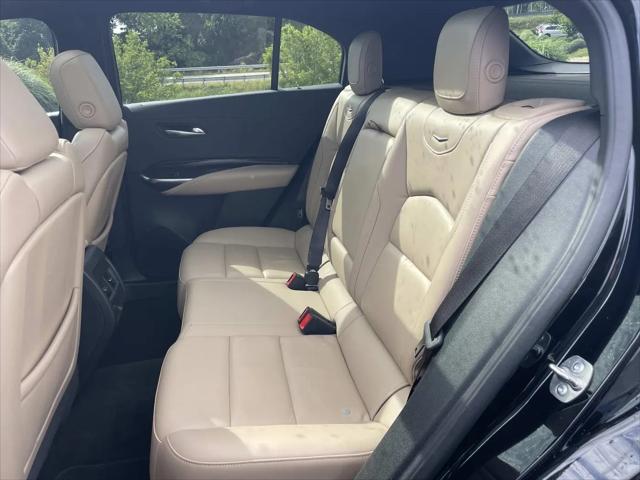 2024 Cadillac XT4 AWD Premium Luxury