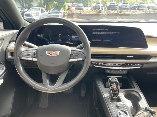 2024 Cadillac XT4 AWD Premium Luxury
