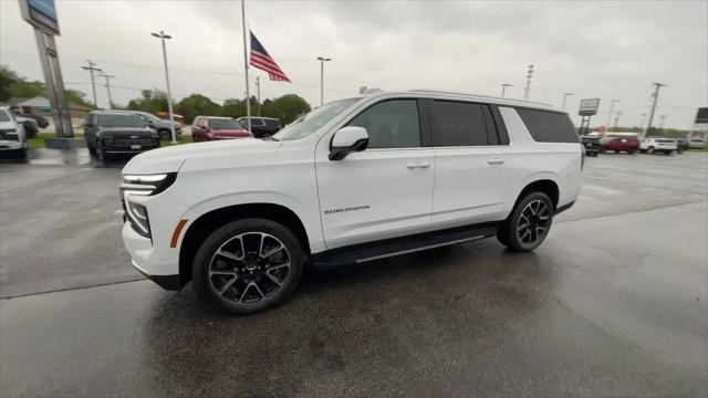 2025 Chevrolet Suburban 4WD LT