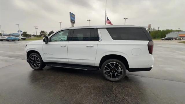 2025 Chevrolet Suburban 4WD LT
