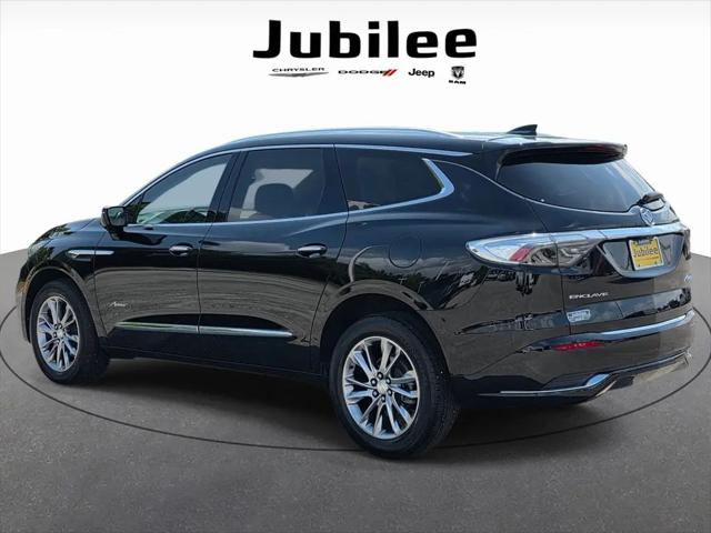 2022 Buick Enclave FWD Avenir