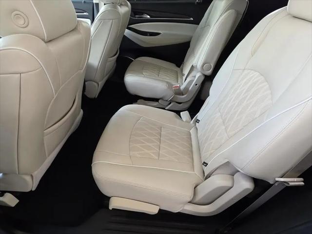 2022 Buick Enclave FWD Avenir