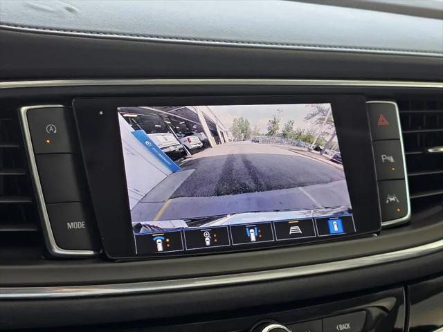 2022 Buick Enclave FWD Avenir