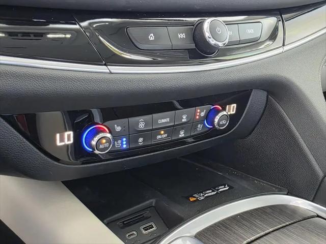 2022 Buick Enclave FWD Avenir