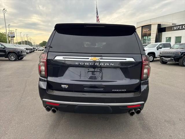 2023 Chevrolet Suburban 4WD Premier