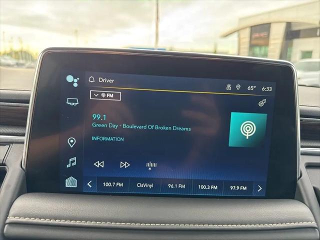 2023 Chevrolet Suburban 4WD Premier