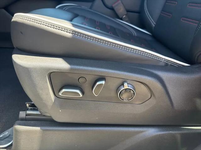 2025 GMC Yukon XL AT4 Ultimate 4WD