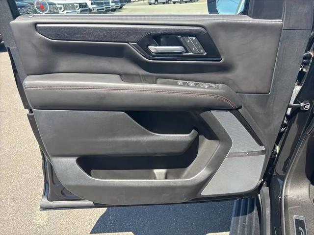 2025 GMC Yukon XL AT4 Ultimate 4WD