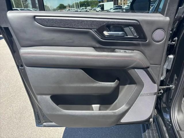 2025 GMC Yukon XL AT4 Ultimate 4WD