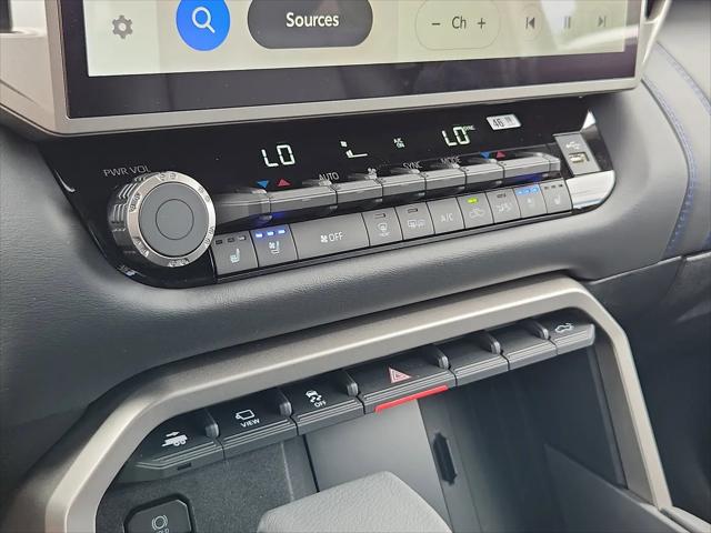 2026 Toyota Tundra Platinum CrewMax 5.5' Bed