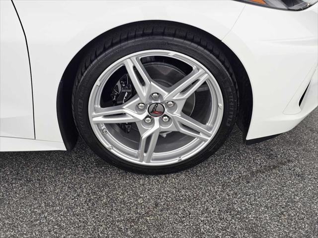 2025 Chevrolet Corvette Stingray RWD Coupe 2LT