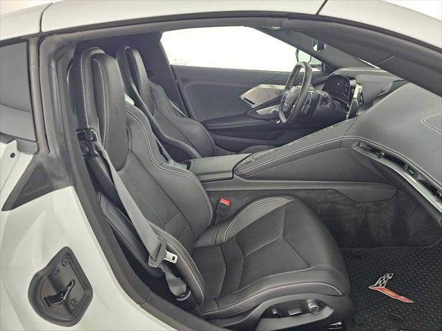 2025 Chevrolet Corvette Stingray RWD Coupe 2LT