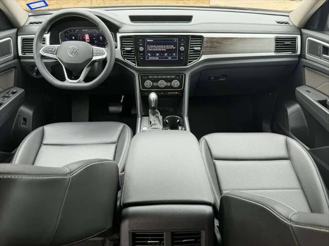 2023 Volkswagen Atlas 2.0T SE w/Technology