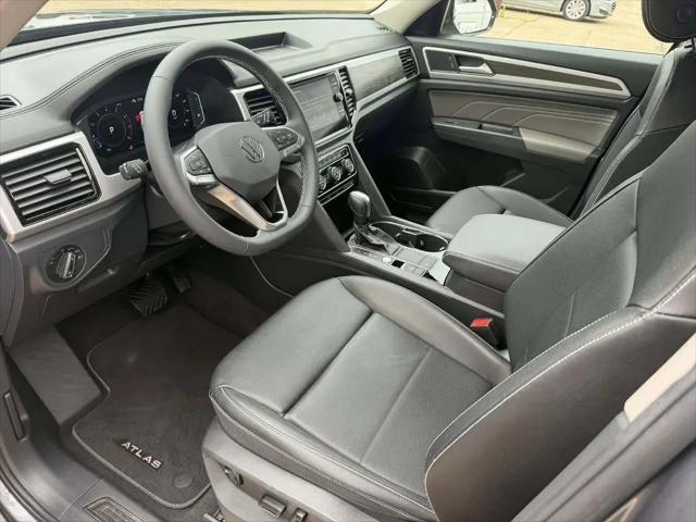 2023 Volkswagen Atlas 2.0T SE w/Technology