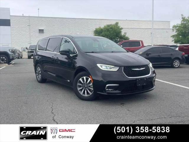 2023 Chrysler Pacifica Hybrid Touring L for sale in Conway, AR