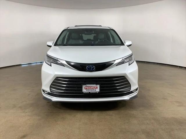2023 Toyota Sienna Limited